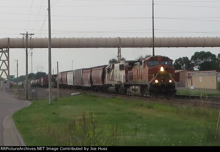 BNSF 5066 West